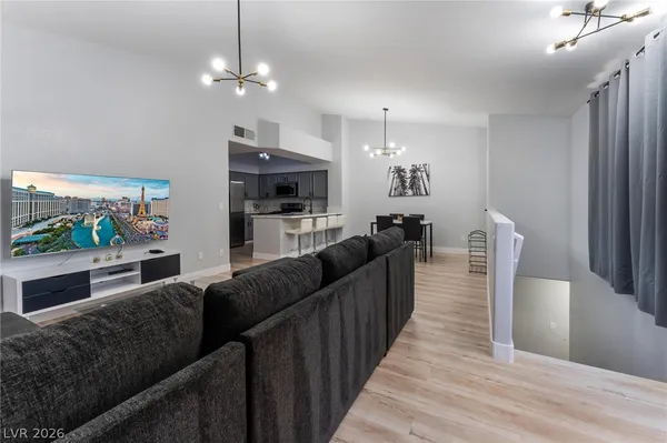 $1,895 | 7701 Constanso Avenue, Unit 202, Las Vegas, NV 89128