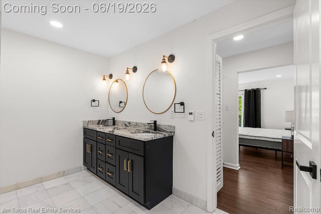 615 Lakepointe Street Grosse Pointe, MI 48230 - Photo 19 of 34