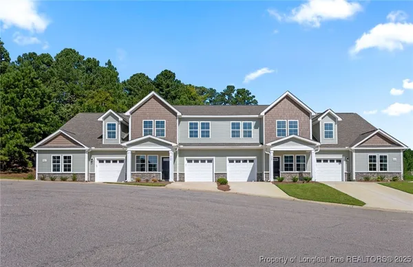 $297,400 | 966 Kensington Park Road, Fayetteville, NC 28311