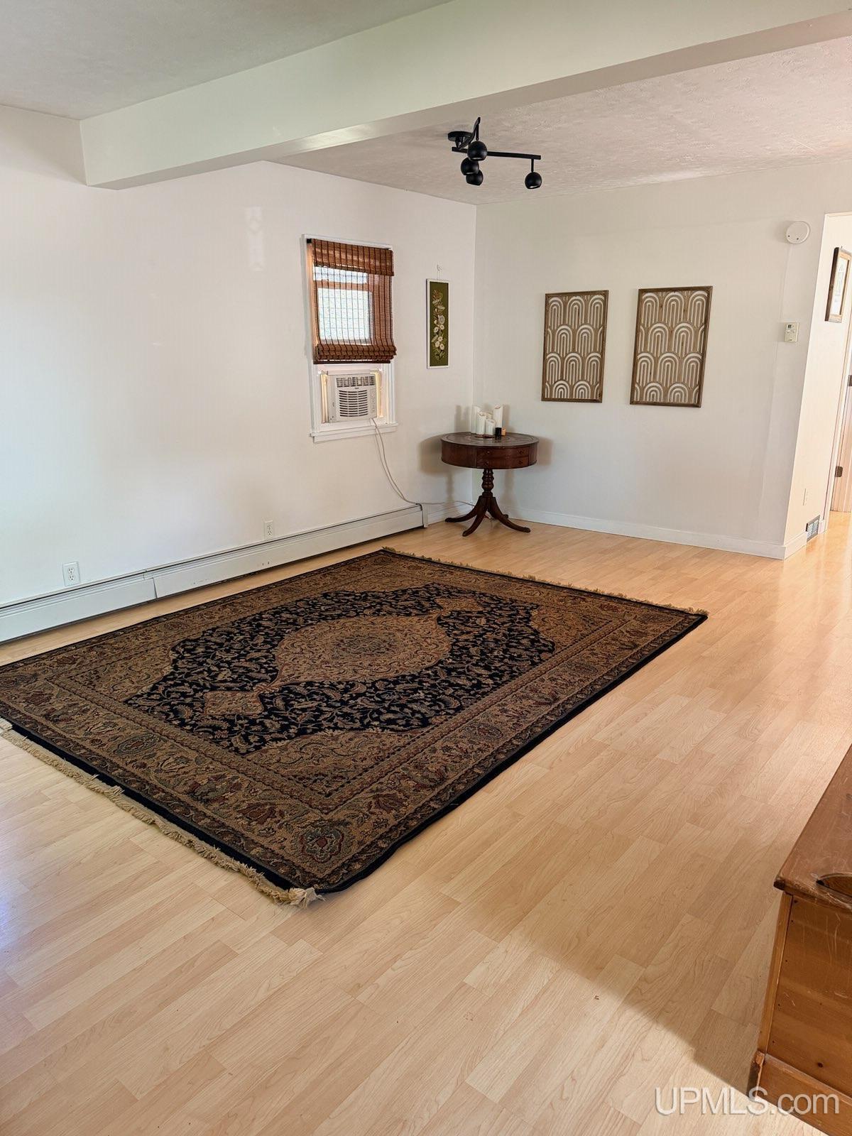 340 Mesnard Street Marquette, MI 49855 - Photo 11 of 36