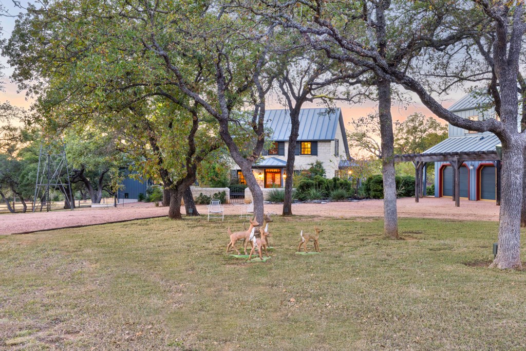 1129 Triple Creek Road Fredericksburg, TX 78624 - Photo 11 of 78