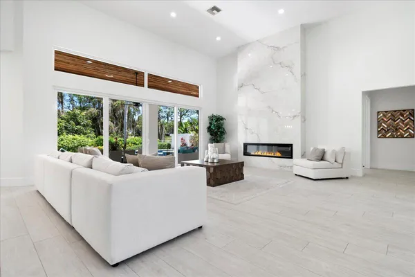 $25,000 | 2313 Golf Brook Drive, Wellington, FL 33414