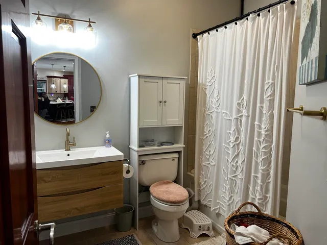 $580,000 | 5942 County Road 1700 North, Woodlawn, IL 62898