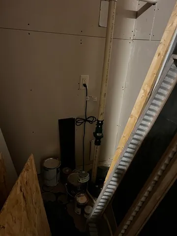 $580,000 | 5942 County Road 1700 North, Woodlawn, IL 62898