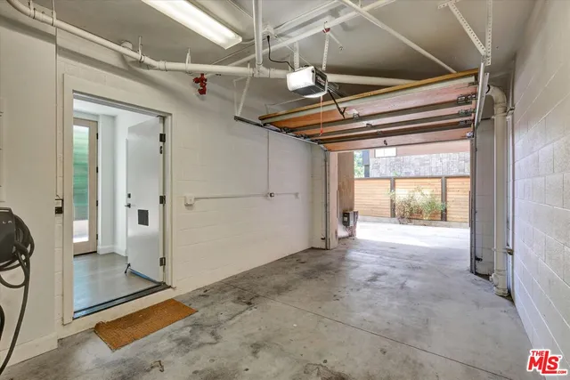 $5,500 | 1249 North Formosa Avenue, West Hollywood, CA 90046