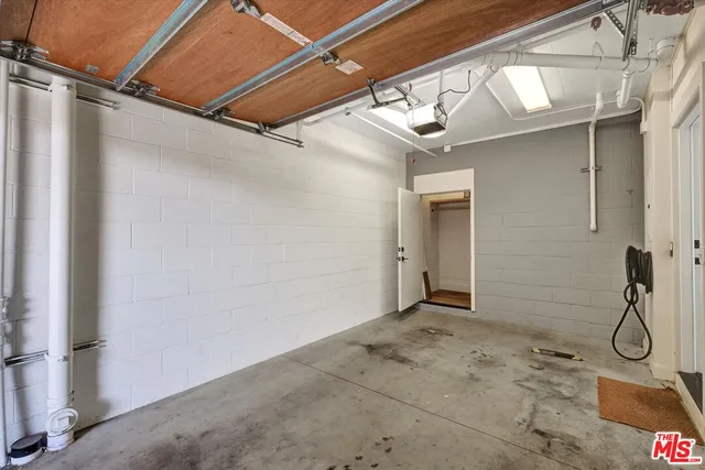 $5,500 | 1249 North Formosa Avenue, West Hollywood, CA 90046