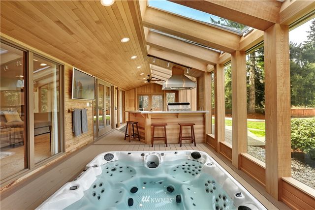 $1,320,000 | 14404 Southeast 216th Street, Kent, WA 98042