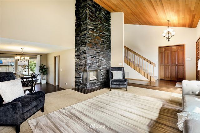 $1,320,000 | 14404 Southeast 216th Street, Kent, WA 98042