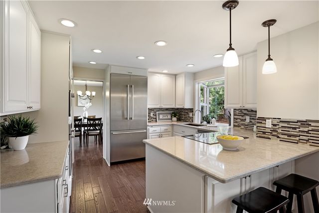 $1,320,000 | 14404 Southeast 216th Street, Kent, WA 98042