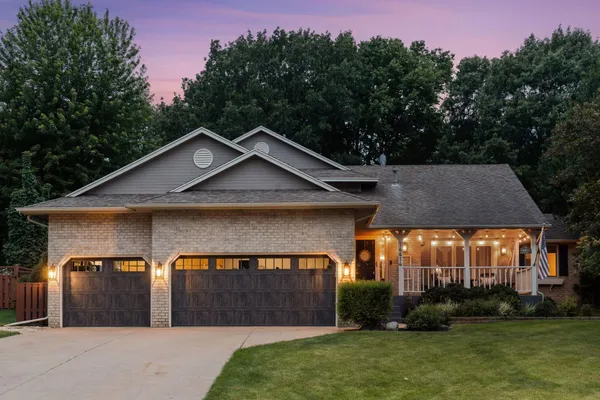 $500,000 | 14414 Raven Street Northwest, Andover, MN 55304
