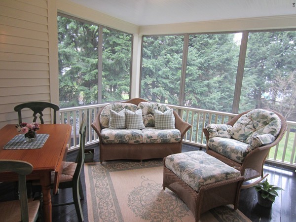 34 Arnold Road Wellesley, MA 02481 - Photo 7 of 19 Gallery Image 7