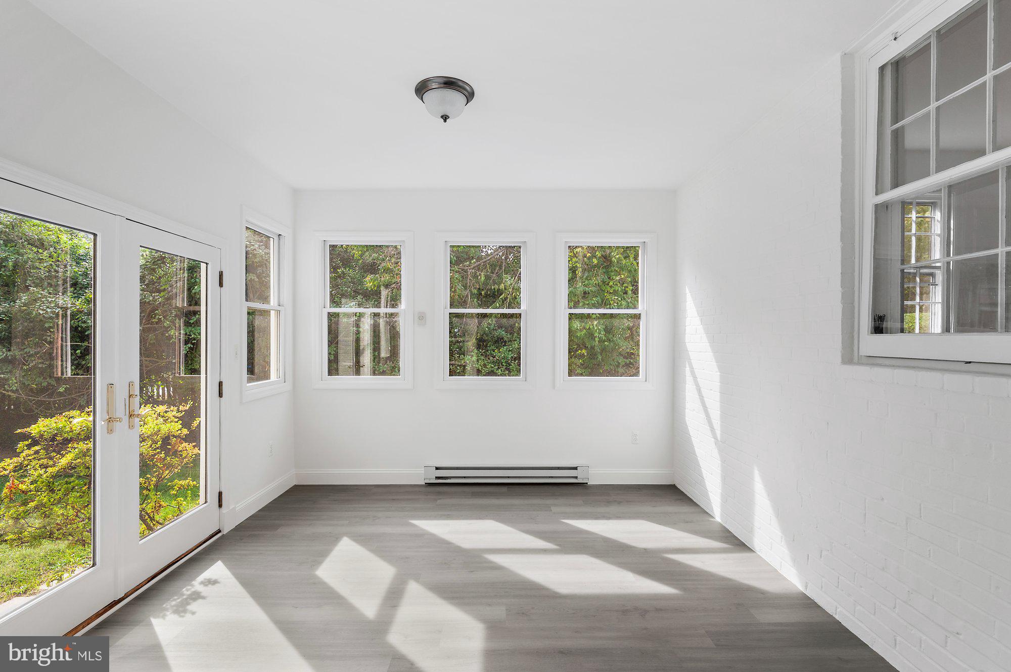 9225 Levelle Drive Chevy Chase, MD 20815 - Photo 15 of 37 Florida Room