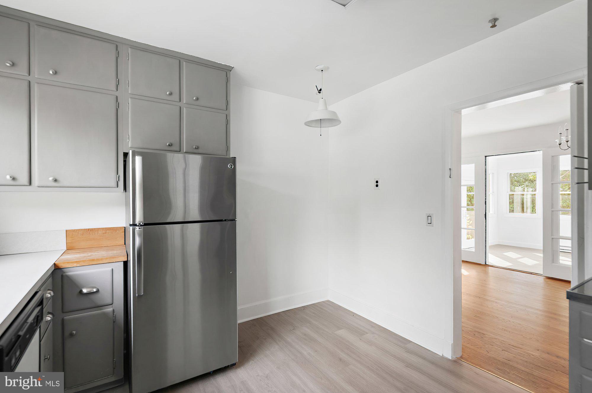 9225 Levelle Drive Chevy Chase, MD 20815 - Photo 20 of 37 Kitchen