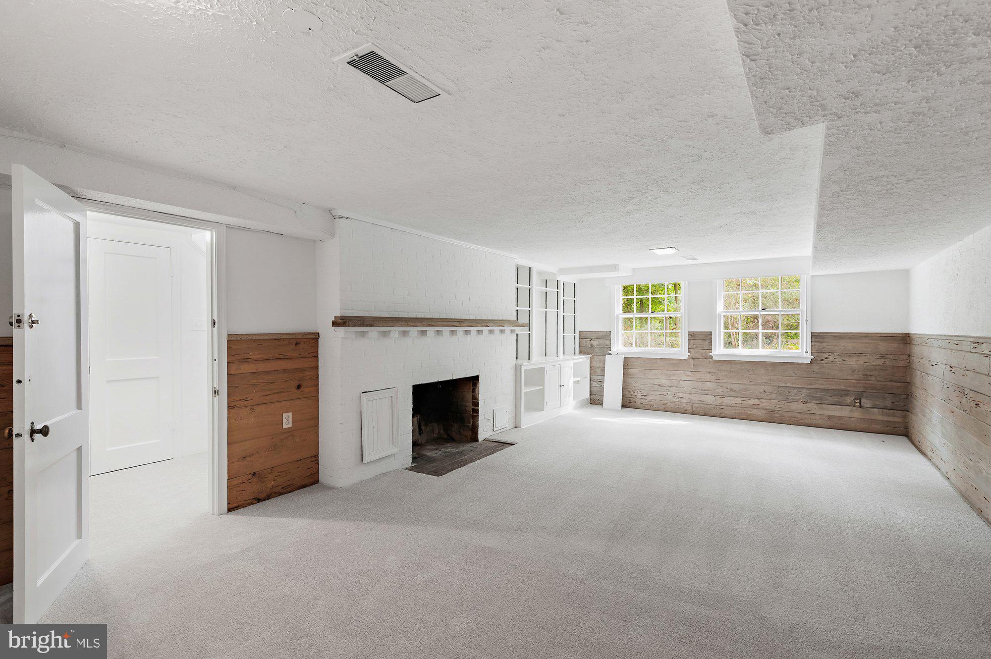 9225 Levelle Drive Chevy Chase, MD 20815 - Photo 28 of 37 Family Room