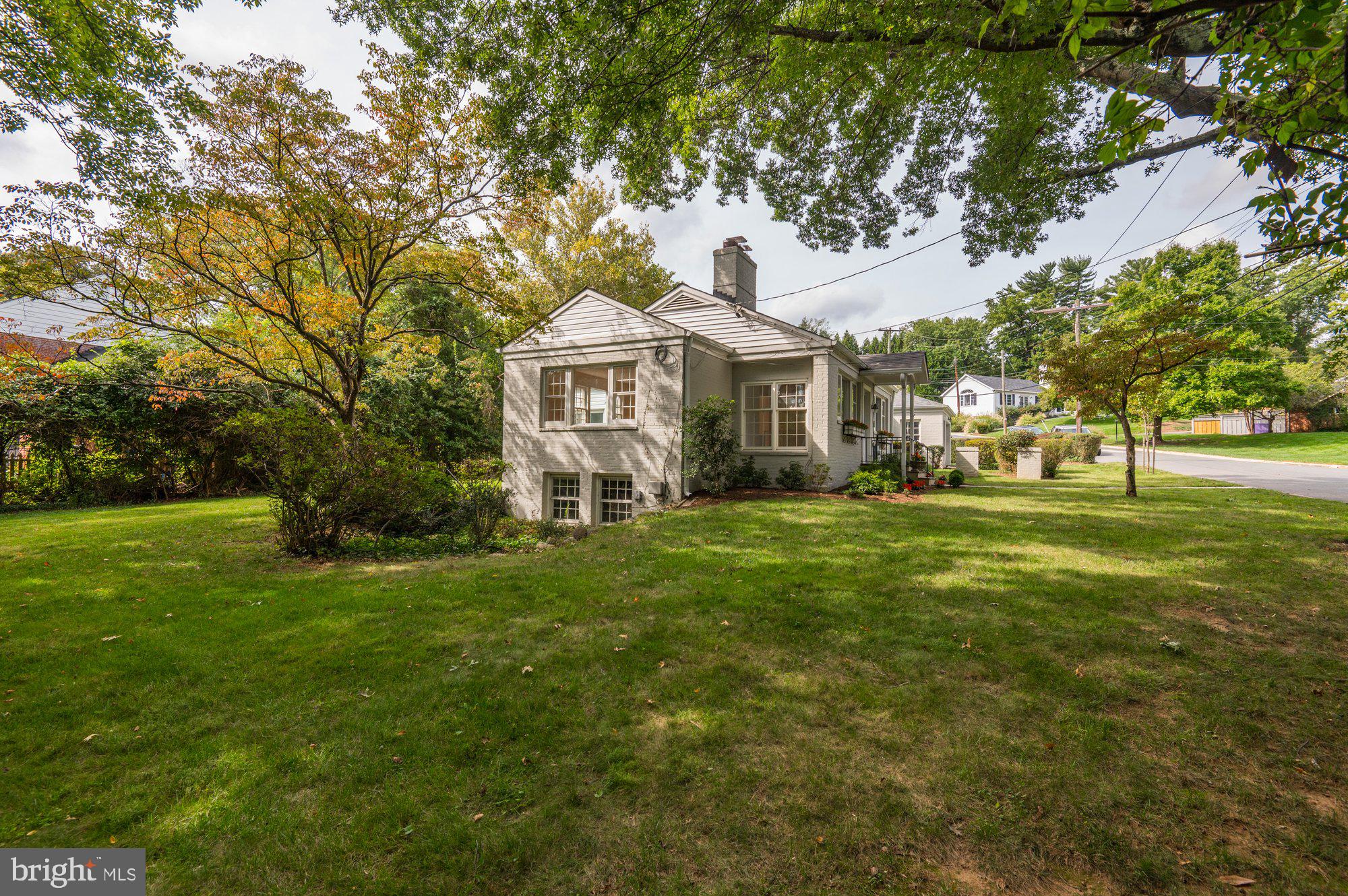 9225 Levelle Drive Chevy Chase, MD 20815 - Photo 30 of 37 Exterior Yard
