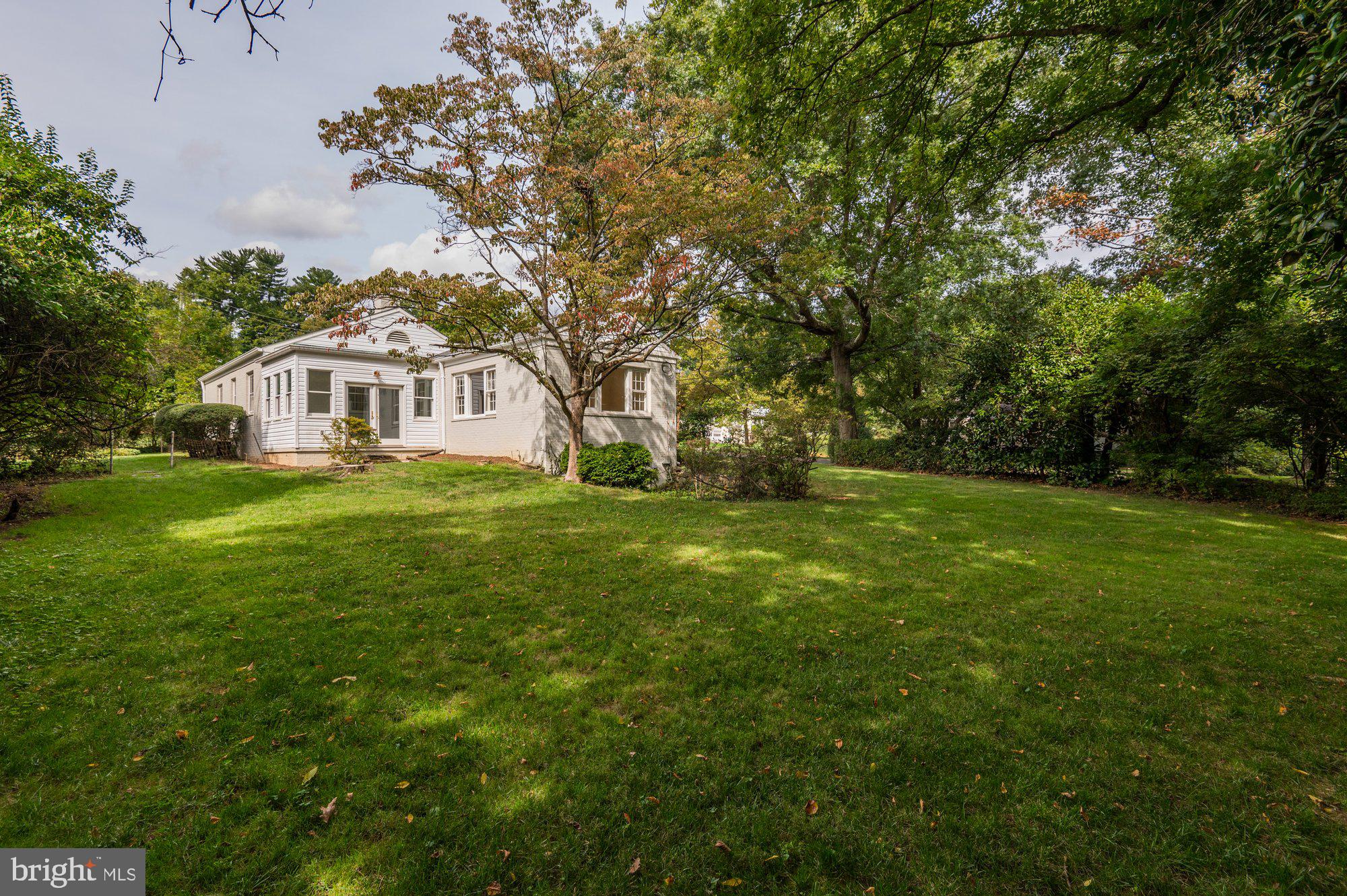 9225 Levelle Drive Chevy Chase, MD 20815 - Photo 33 of 37 Exterior Yard
