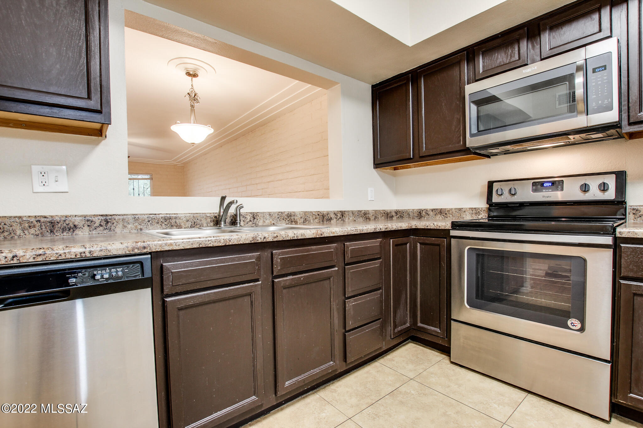 3542 South Mission Road, Unit A Tucson, AZ 85713 - Photo 9 of 37