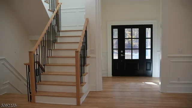a view of entryway with a window
