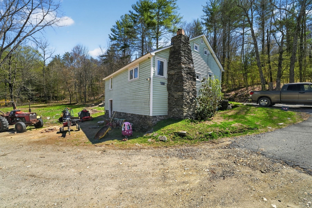 3 Hog Hollow Road Buckland, MA 01370 - Photo 6 of 27