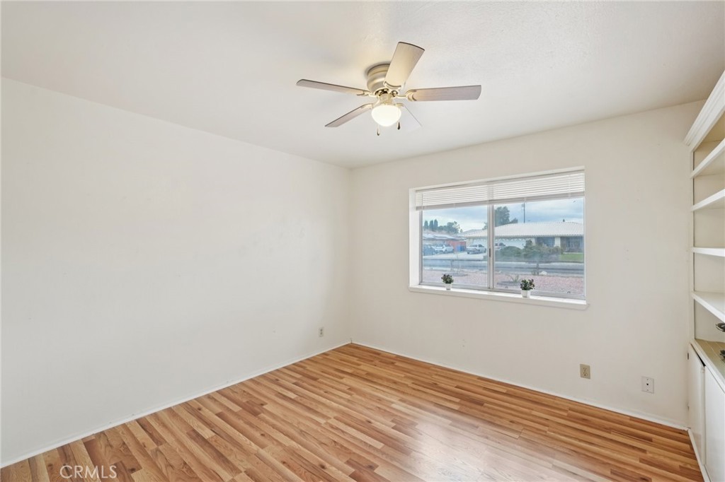 13954 Cronese Road Apple Valley, CA 92307 - Photo 21 of 34