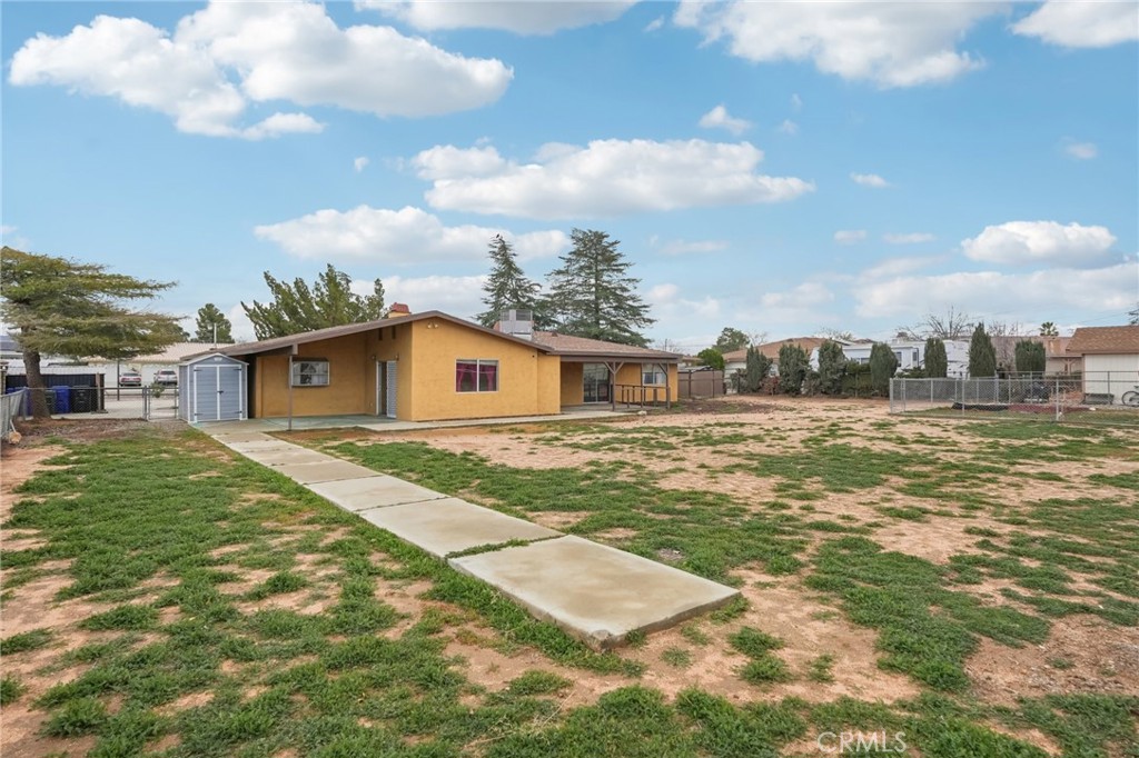 13954 Cronese Road Apple Valley, CA 92307 - Photo 30 of 34