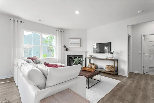 $368,940 | 437 Falcon Lane, Lexington, NC 27295