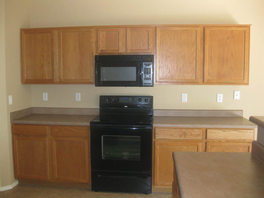 12705 West Bloomfield Road El Mirage, AZ 85335 - Photo 2 of 9 Kitchen