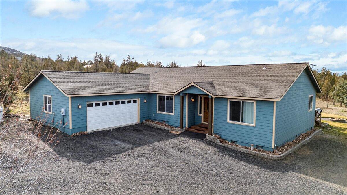 9588 Southwest Copper Road Powell Butte, OR 97753 - Photo 13 of 49
