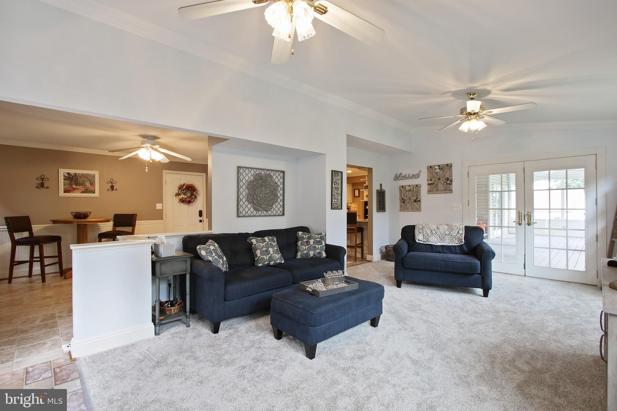16455 Old Frederick Road Mount Airy, MD 21771 - Photo 18 of 45 Comfortable family room