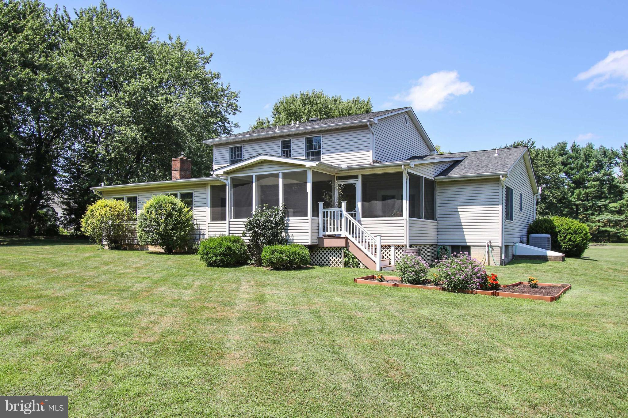 16455 Old Frederick Road Mount Airy, MD 21771 - Photo 4 of 45 Gallery Image 4
