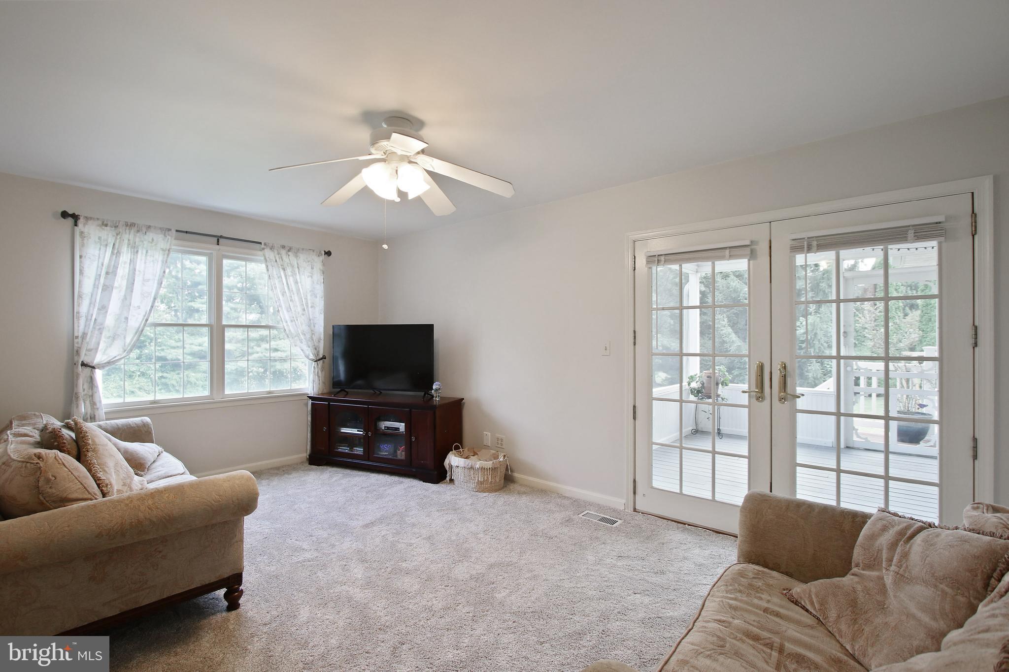 16455 Old Frederick Road Mount Airy, MD 21771 - Photo 33 of 45 first floor master suite