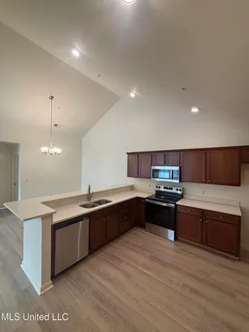 $299,900 | 8911 Oak Branch Lane, Olive Branch, MS 38654