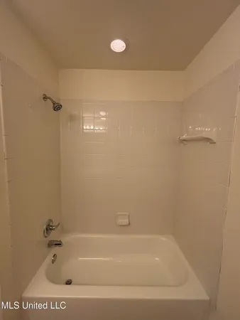 $294,900 | 8911 Oak Branch Lane, Olive Branch, MS 38654