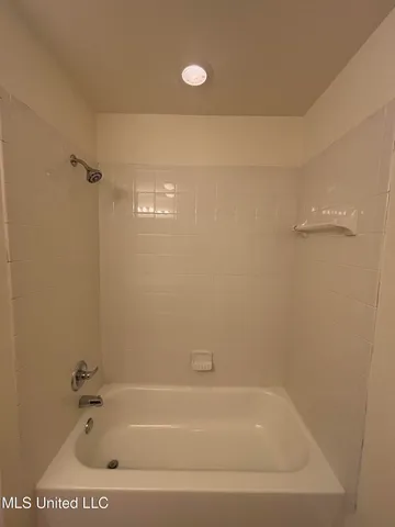 $299,900 | 8911 Oak Branch Lane, Olive Branch, MS 38654