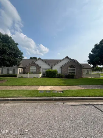 $294,900 | 8911 Oak Branch Lane, Olive Branch, MS 38654