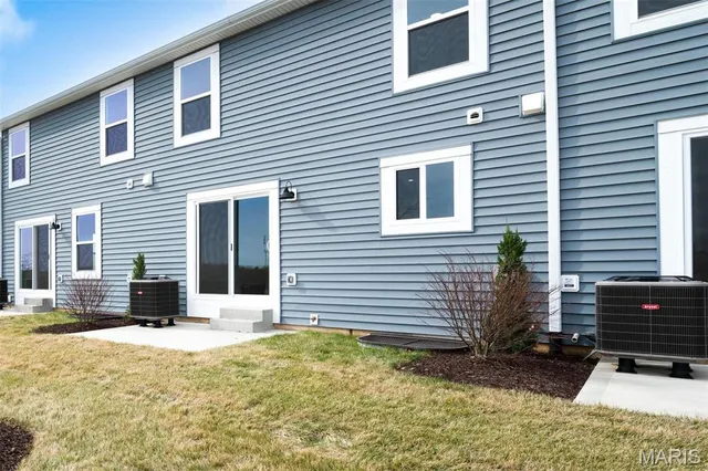 $316,900 | 80 Mora Boulevard, Unit 436402, O'Fallon, MO 63368