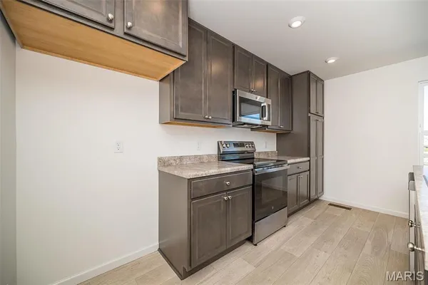 $316,900 | 80 Mora Boulevard, Unit 436402, O'Fallon, MO 63368