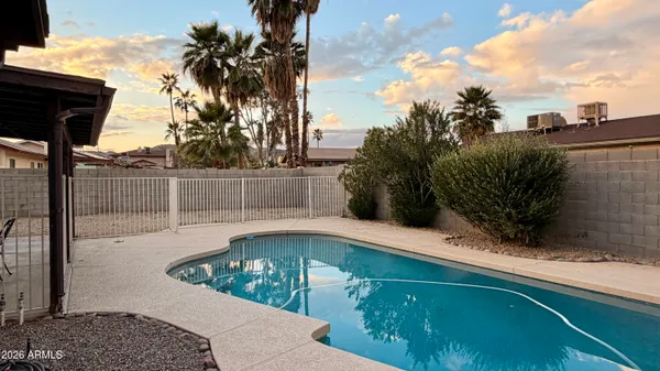 $2,395 | 4844 East Sunrise Drive, Phoenix, AZ 85044