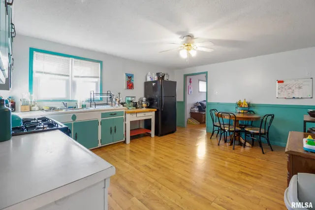 $60,000 | 716 West Poplar Street, Harrisburg, IL 62946