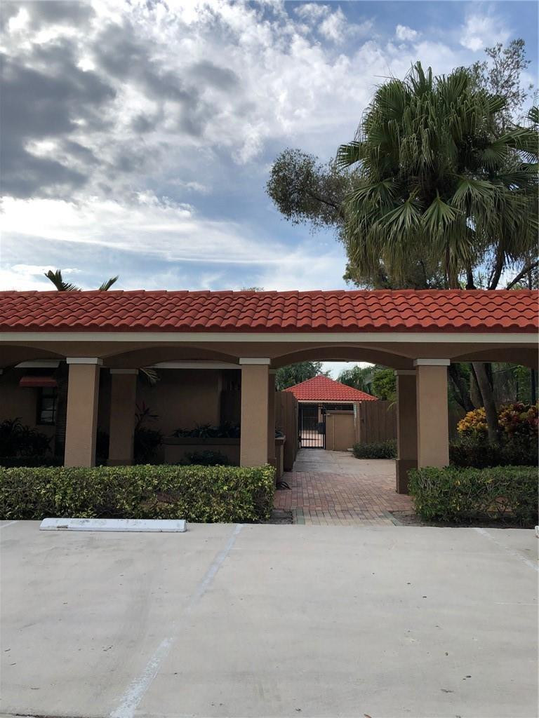 8207 Thames Boulevard, Unit B Boca Raton, FL 33433 - Photo 17 of 29 Photo 18