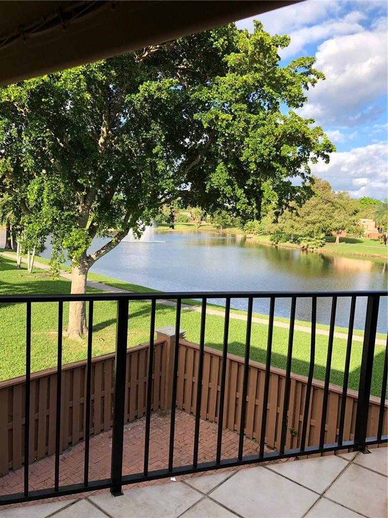 8207 Thames Boulevard, Unit B Boca Raton, FL 33433 - Photo 18 of 29 Photo 19