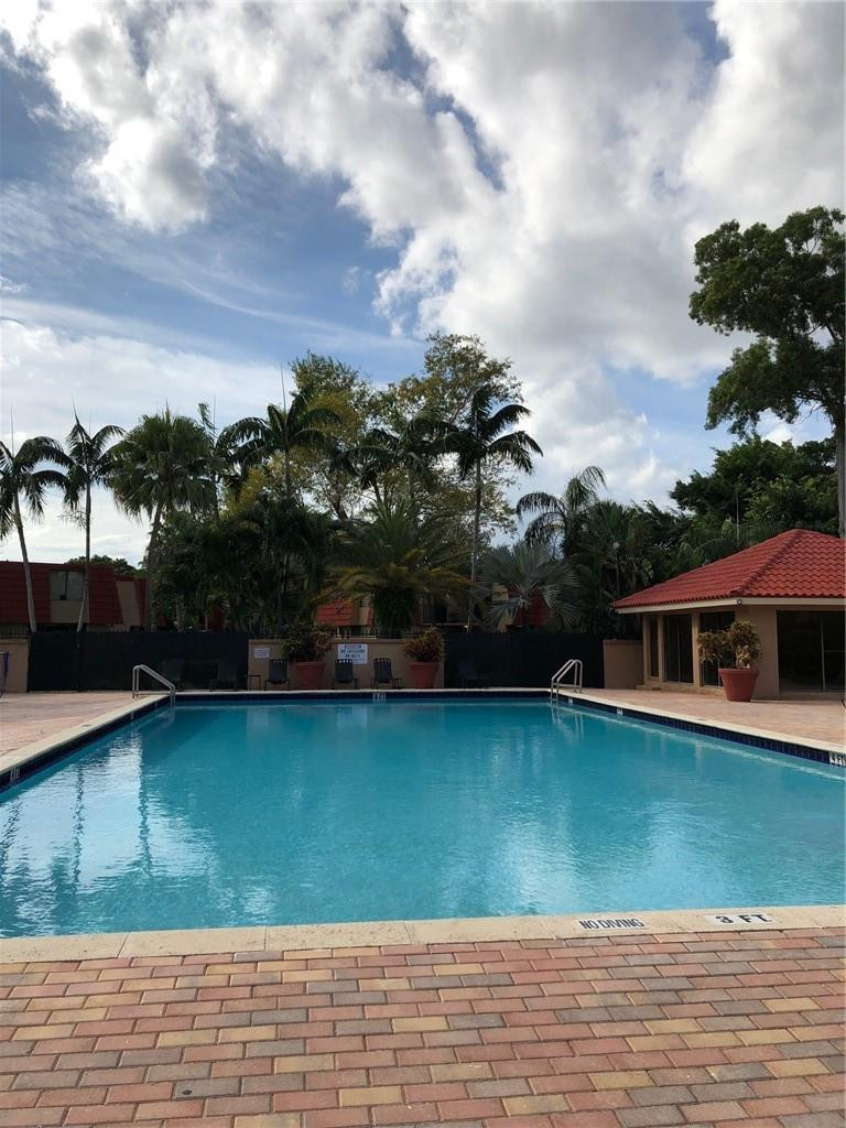 8207 Thames Boulevard, Unit B Boca Raton, FL 33433 - Photo 3 of 29 Photo 3
