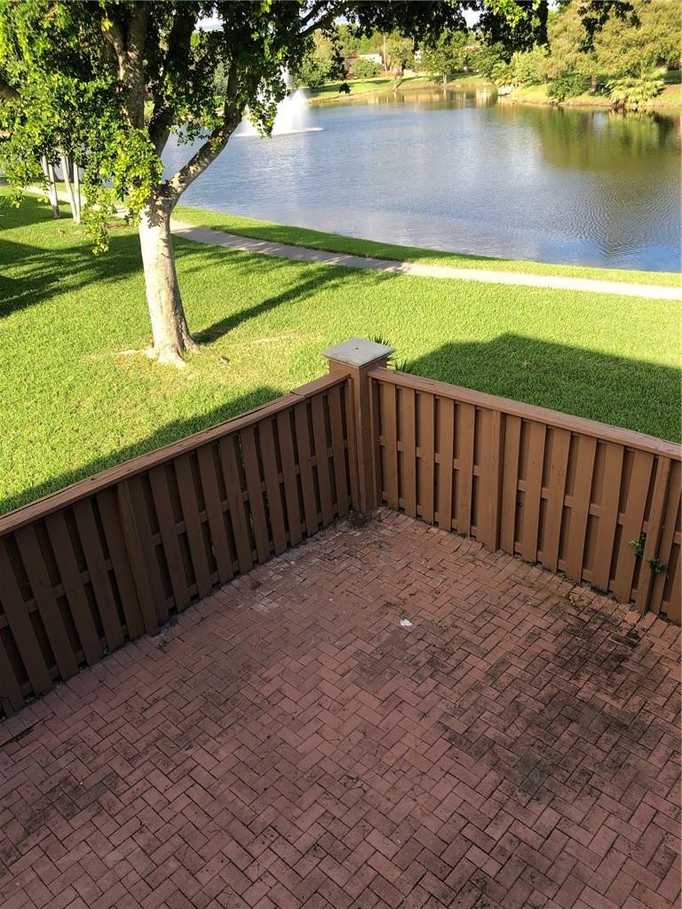 8207 Thames Boulevard, Unit B Boca Raton, FL 33433 - Photo 5 of 29 Photo 5