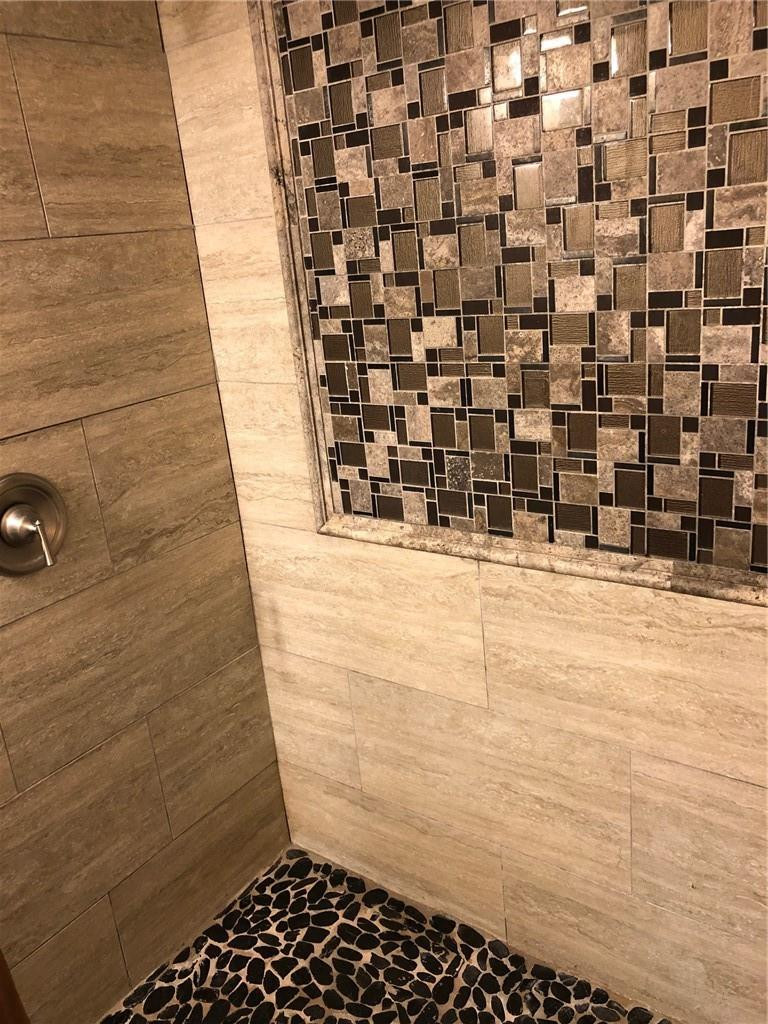 8207 Thames Boulevard, Unit B Boca Raton, FL 33433 - Photo 10 of 29 Beautifully remodeled bathrooms