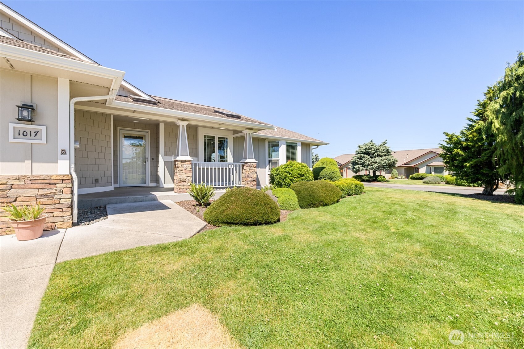 1017 North Minstrel Road, Unit 943 Sequim, WA 98382 - Photo 3 of 40