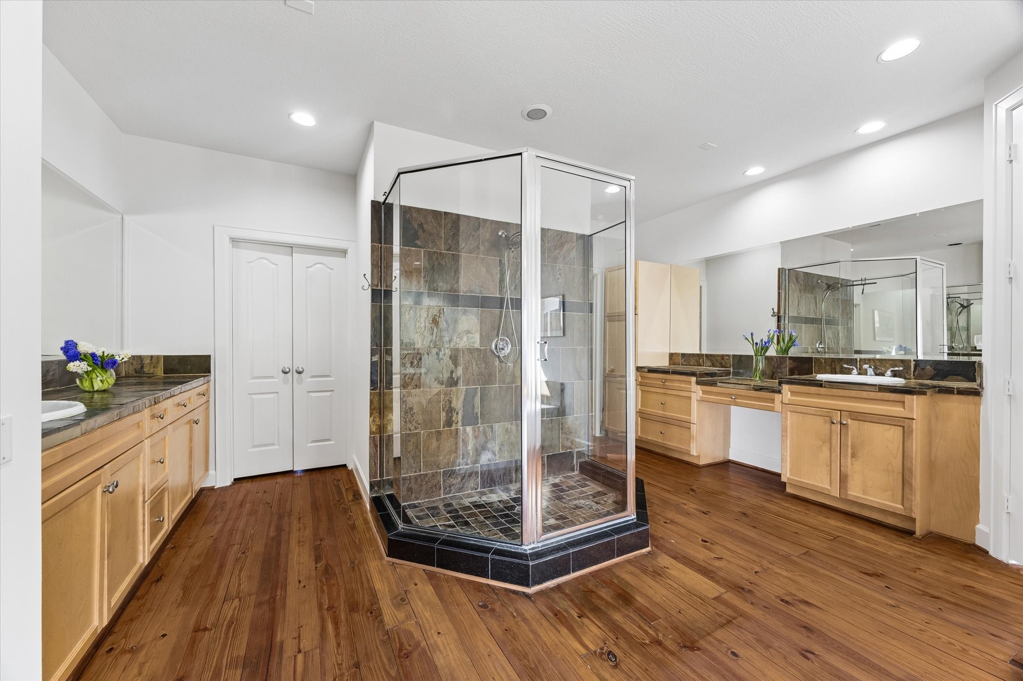 1002 Columbus Street, Unit A Houston, TX 77019 - Photo 31 of 37