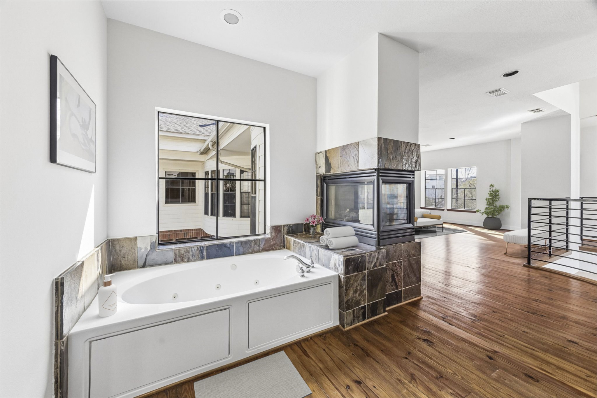 1002 Columbus Street, Unit A Houston, TX 77019 - Photo 33 of 37