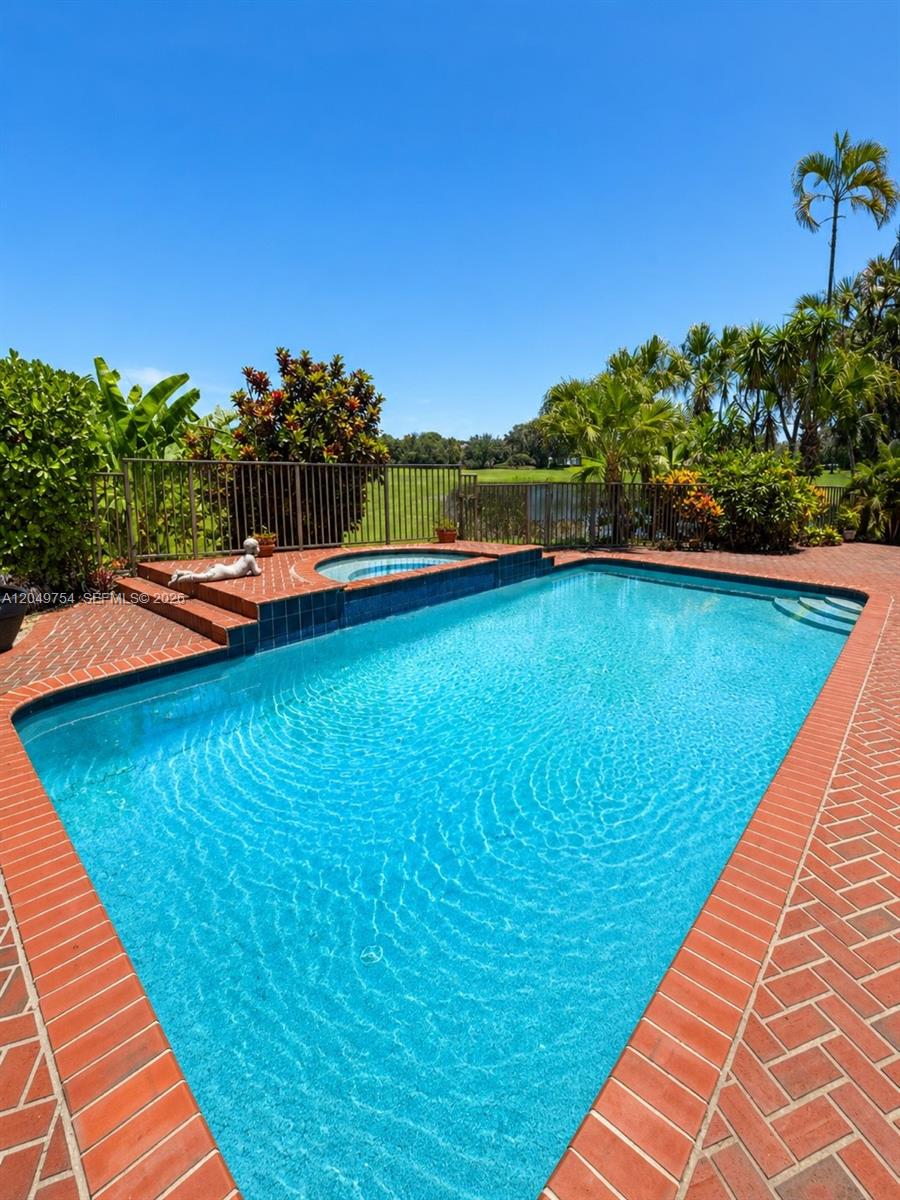 22508 Esplanada Circle Boca Raton, FL 33433 - Photo 6 of 15