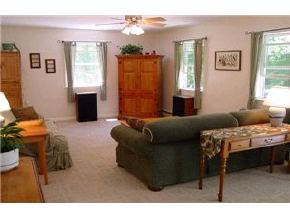 27 Cooper Hill Road Nottingham, NH 03290 - Photo 2 of 5