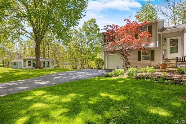 $224,900 | 101 Creek View Path, Kirkville, NY 13082